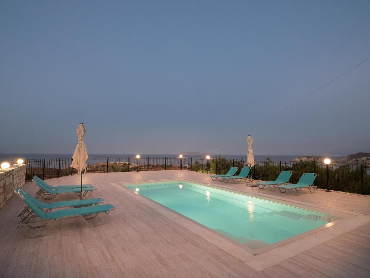 Villa Aura Pine Agia Pelagia Екстериор снимка
