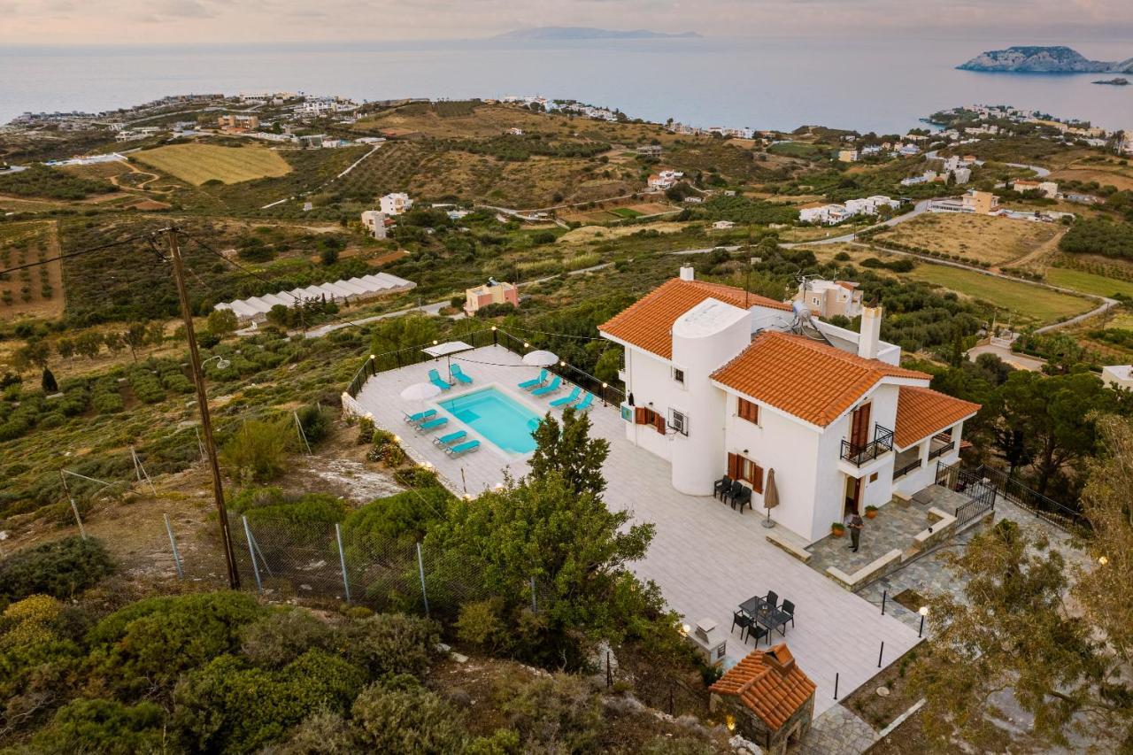 Villa Aura Pine Agia Pelagia Екстериор снимка